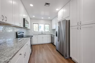 Photo #2: 6542237 Listing