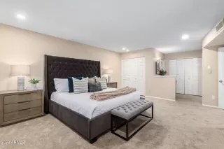 Photo #2: 6542279 Listing