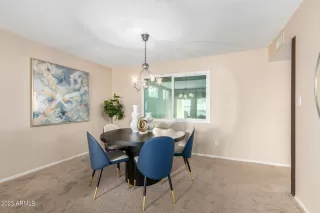 Photo #4: 6542279 Listing