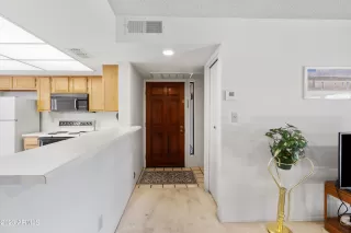 Photo #2: 6542284 Listing