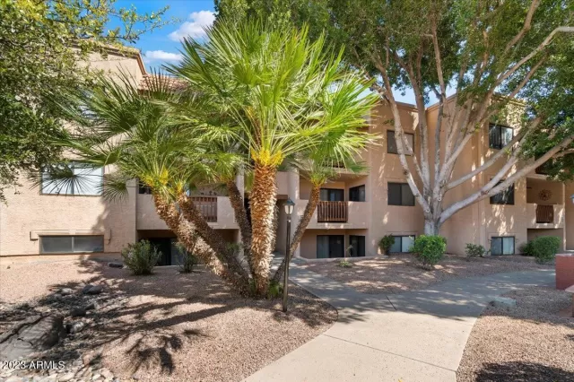 MLS: 6542706 Condo For Sale