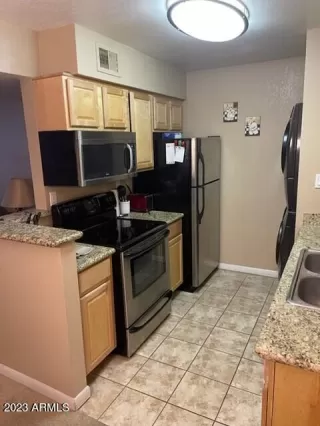 Photo #3: 6542970 Listing