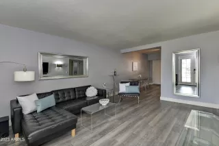 Photo #3: 6543006 Listing 