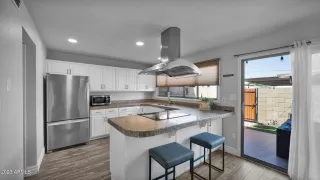 Photo #1: 6543082 Listing