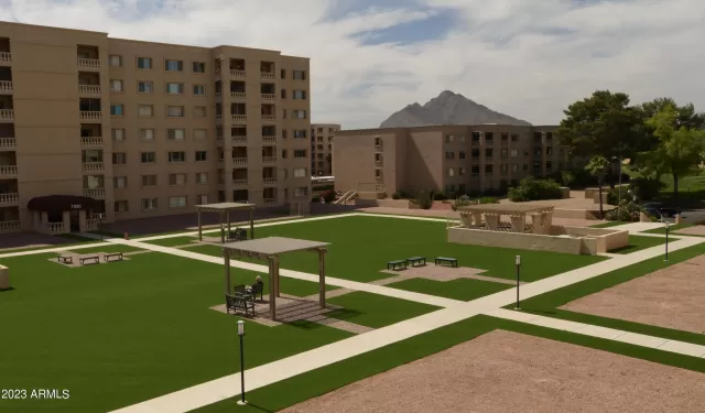 MLS: 6543090 Condo For Sale