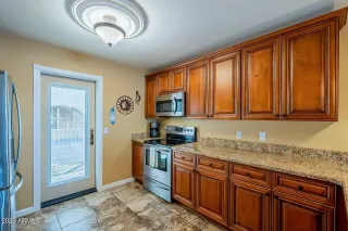 Photo #6: 6543147 Listing 