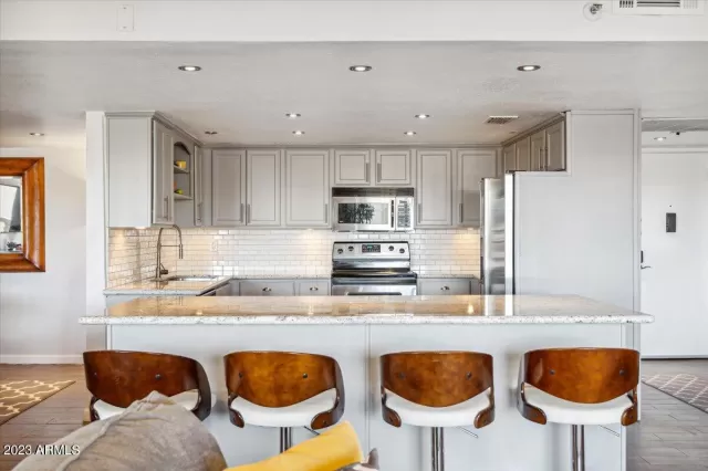 MLS: 6543175 Condo For Sale