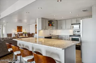 Photo #1: 6543175 Listing 