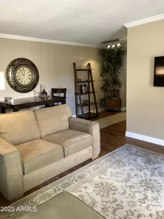 Photo #6: 6543356 Listing