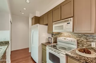 Photo #2: 6543877 Listing 