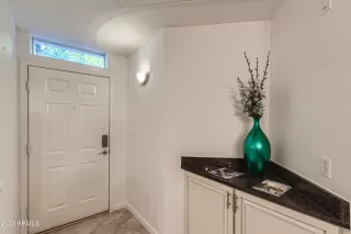 Photo #1: 6543878 Listing 