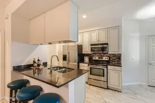 Photo #2: 6543878 Listing 