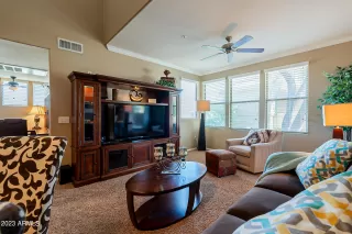 Photo #4: 6543929 Listing