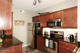 Photo #1: 6544141 Listing