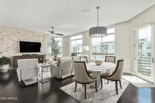 Photo #2: 6544251 Listing