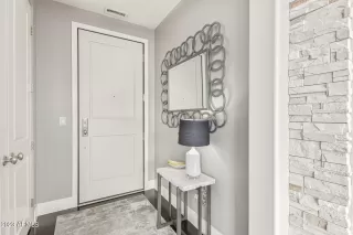 Photo #3: 6544251 Listing