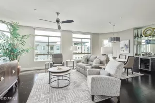 Photo #4: 6544251 Listing