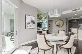 Photo #5: 6544251 Listing