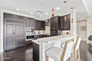 Photo #6: 6544251 Listing