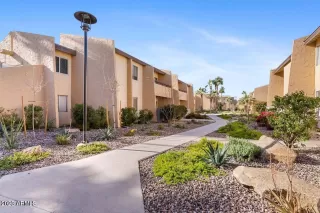 Photo #6: 6544522 Listing