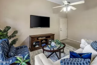 Photo #3: 6544530 Listing