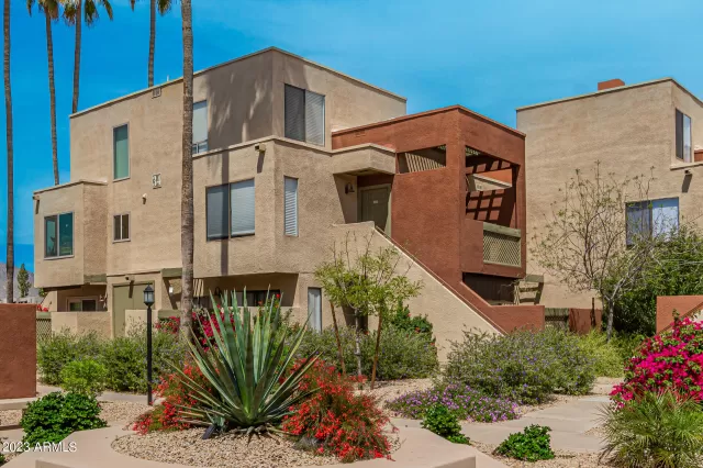 MLS: 6544600 Condo For Sale