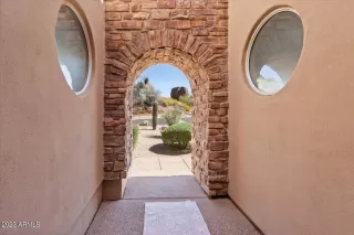 Photo #1: 6544650 Listing