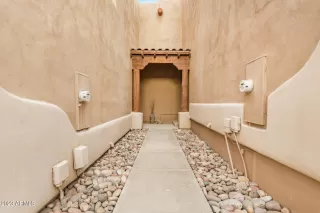 Photo #6: 6544816 Listing