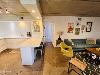 Photo #3: 6544921 Listing