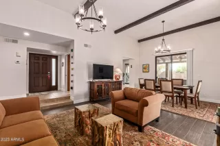 Photo #6: 6544953 Listing