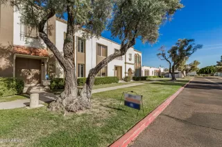 Photo #2: 6545209 Listing