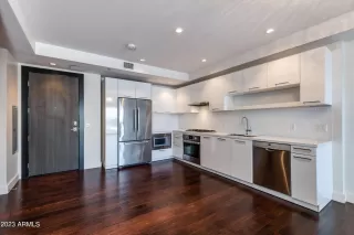 Photo #6: 6545490 Listing 