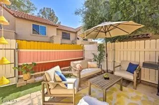 Photo #2: 6545835 Listing