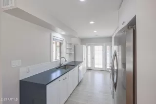 Photo #6: 6546039 Listing