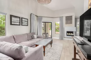 Photo #3: 6546112 Listing 