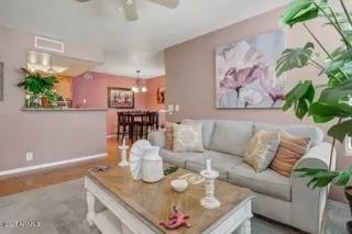 Photo #2: 6546222 Listing