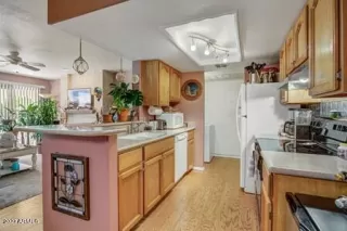 Photo #5: 6546222 Listing