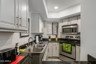 Photo #6: 6546789 Listing