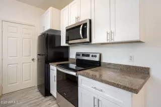 Photo #2: 6546864 Listing 