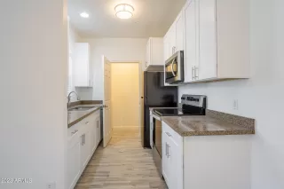 Photo #3: 6546864 Listing 