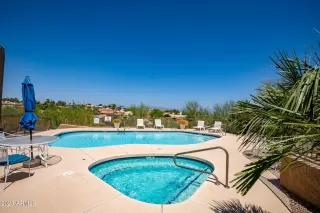 Photo #6: 6546907 Listing 