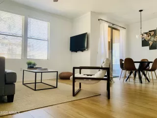 Photo #6: 6546911 Listing