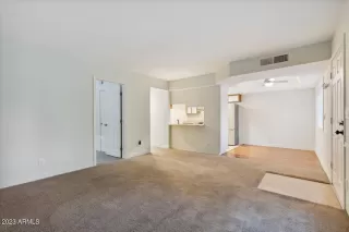 Photo #3: 6546991 Listing 