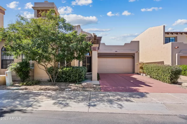 MLS: 6547005 Condo For Sale