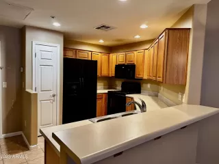 Photo #2: 6547074 Listing
