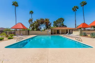 Photo #2: 6547077 Listing