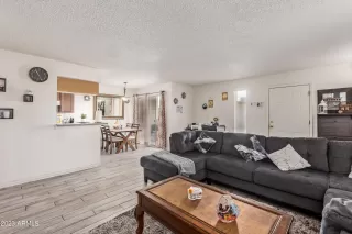 Photo #3: 6547077 Listing