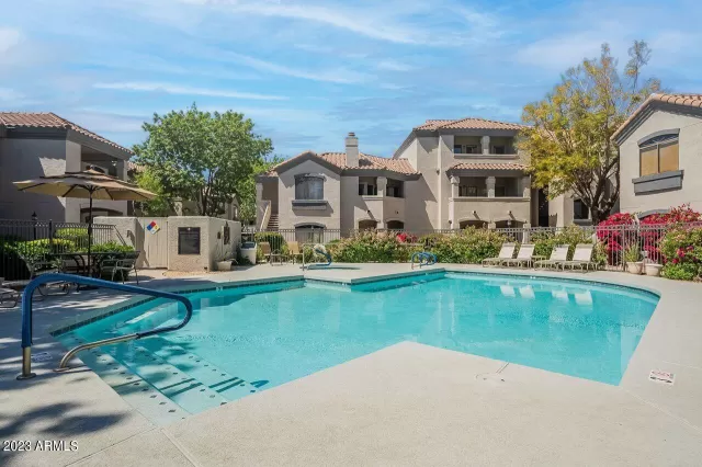 MLS: 6547091 Condo For Sale