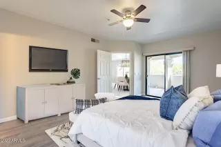 Photo #5: 6547091 Listing