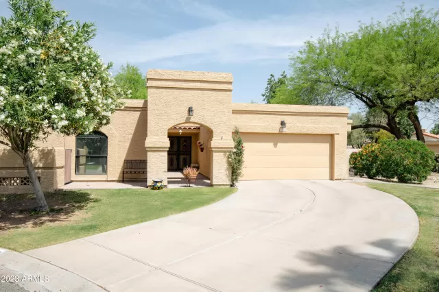 MLS: 6547174 Condo For Sale